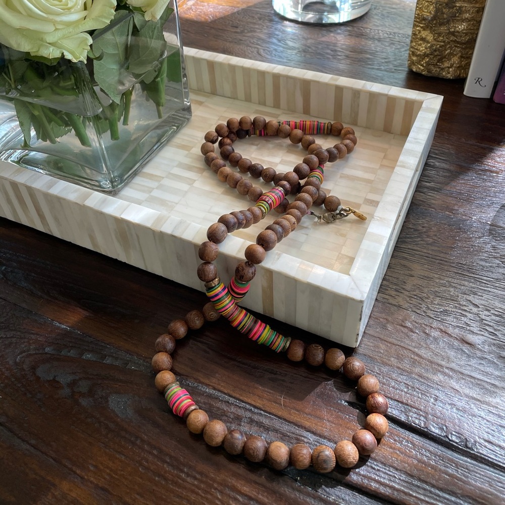 🆕 Melvin wooden bead Necklace w/multicolor detail
